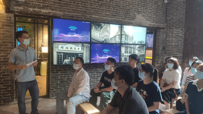 220708“以讲带学•穿梭红色海洋” (4).jpg