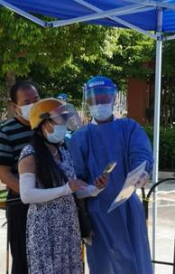 220914“疫”线有我,让党旗高高飘扬! (6).jpg