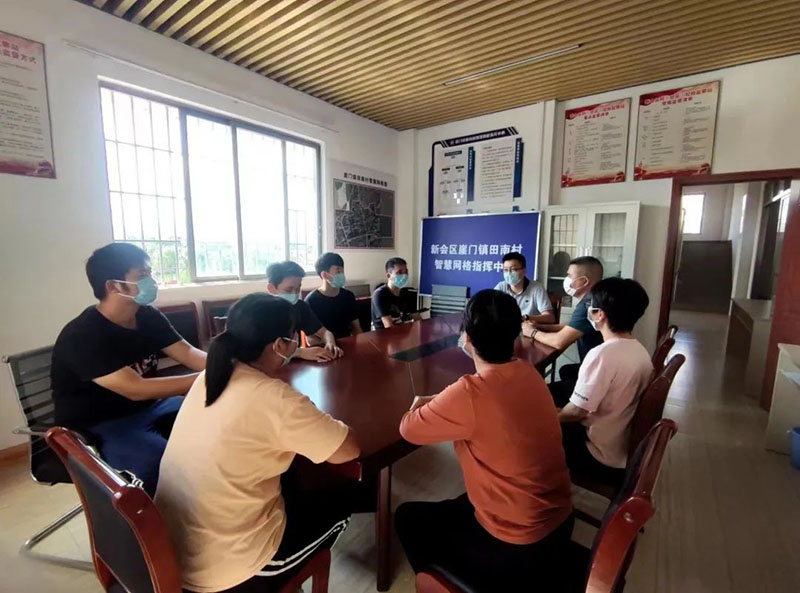 230424【第一书记风采】崖门镇田南村第一书记颜钊:扎根基层一线践初心,蹚出强村富民新路径 (2).jpg