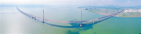 深中通道开通,黄茅海跨海通道将在年内启用,“大桥经济”东风吹向台山。郭永乐 深中通道开通,黄茅海跨海通道将在年内启用,“大桥经济”东风吹向台山。郭永乐