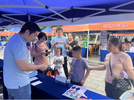 240930广东江门中华白海豚省级自然保护区亮相江门市2024年全国科普日活动,强化中华白海豚保护宣传 (2).png