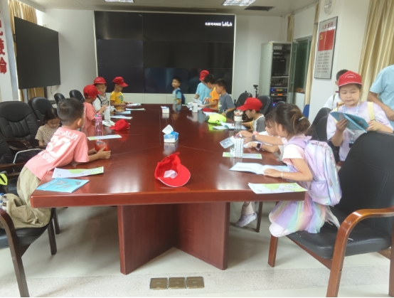 250729保护区暑期研学活动精彩纷呈 点燃青少年探索热情 (2).jpg