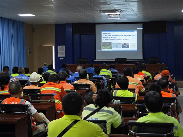 培训现场1.png