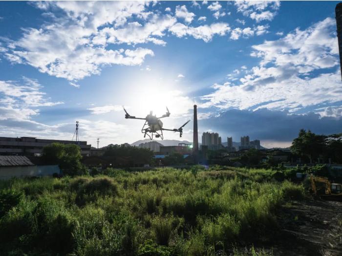 空中消杀！江门市供销社出动农用无人机灭蚊助力基孔肯雅热防控