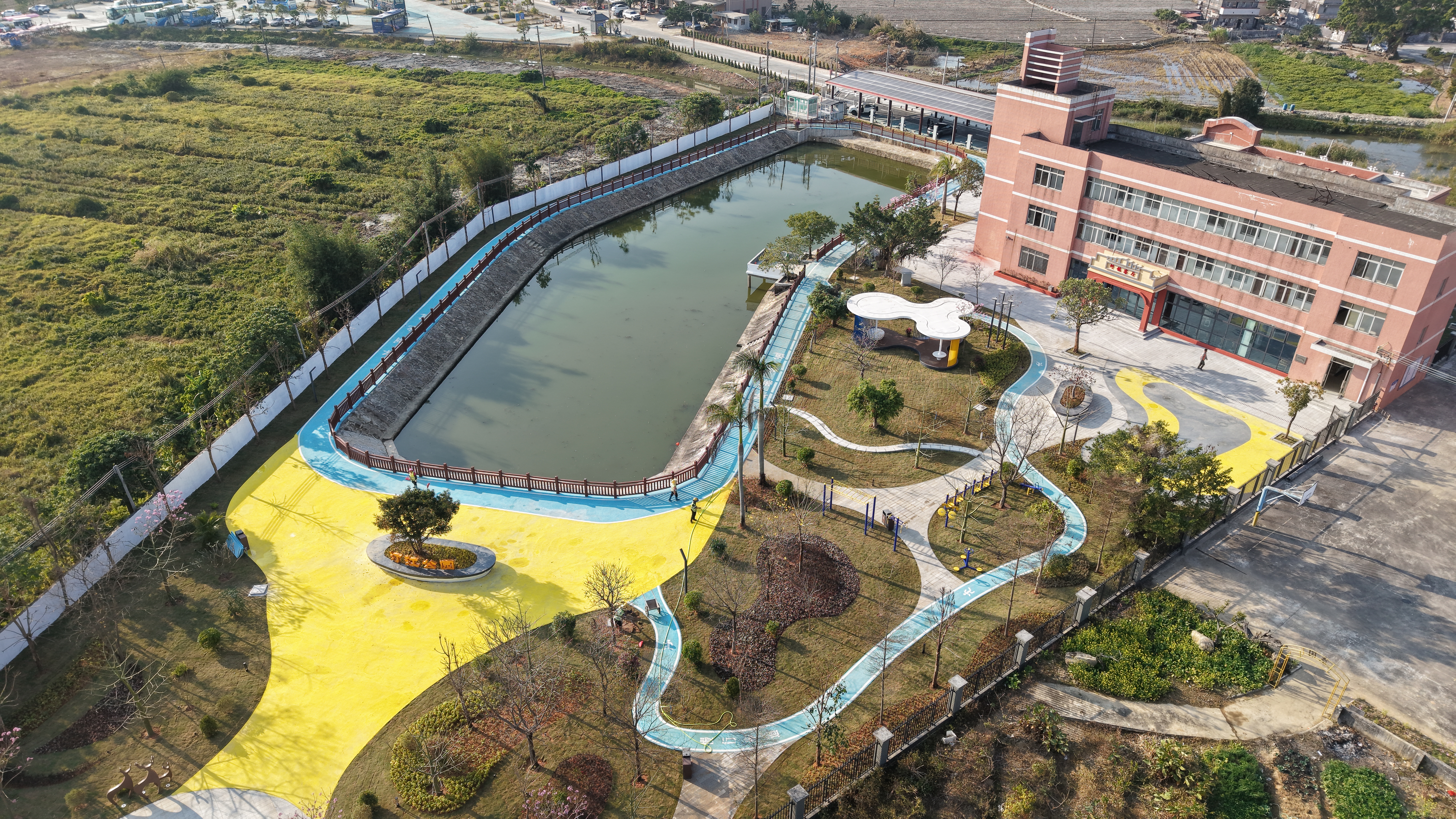 端芬服务区生态公园.jpg