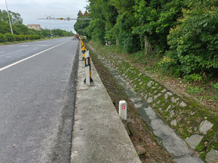 图8:清理路边杂草后.jpg