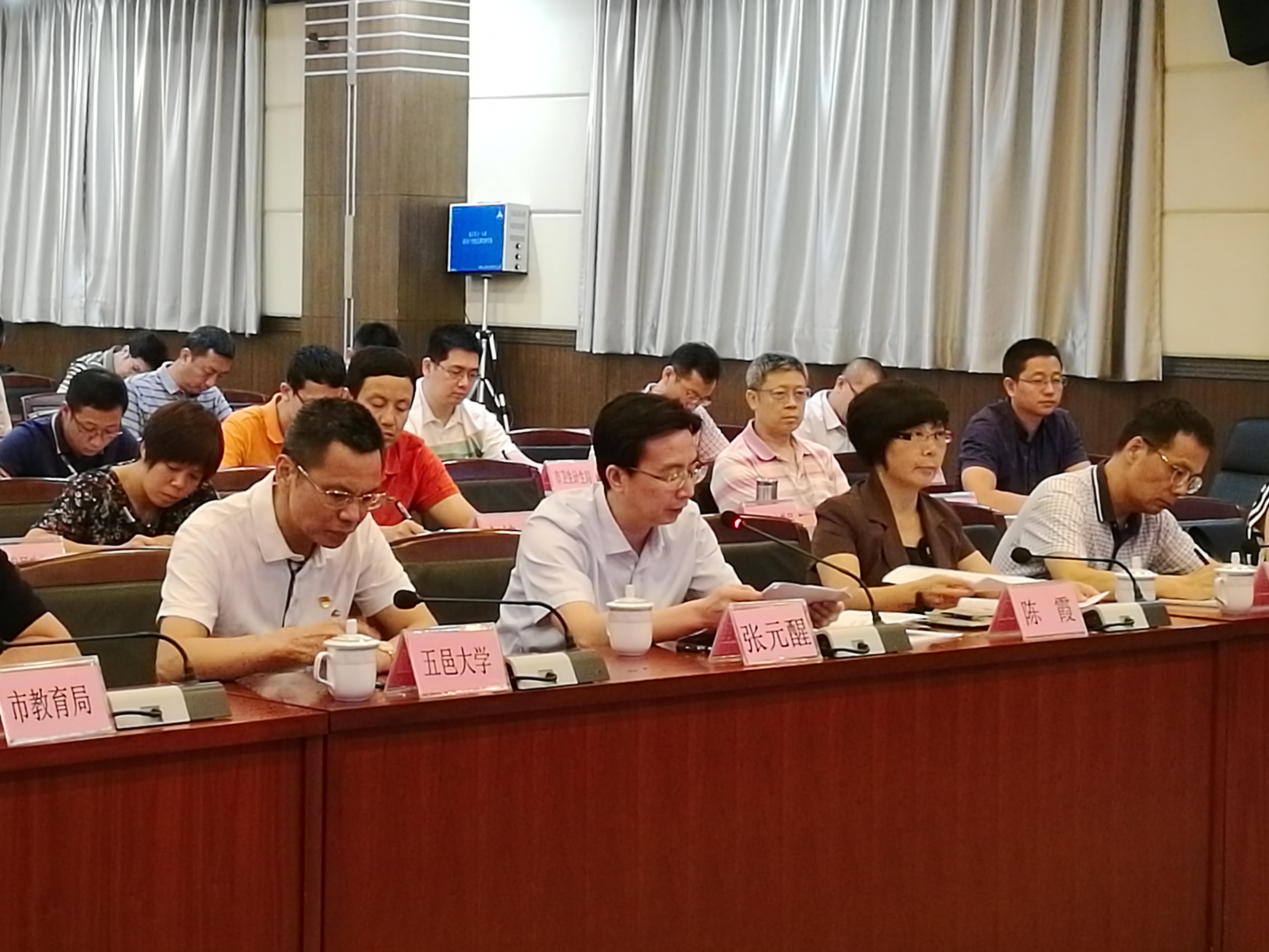 照片4.jpg 照片4.jpg